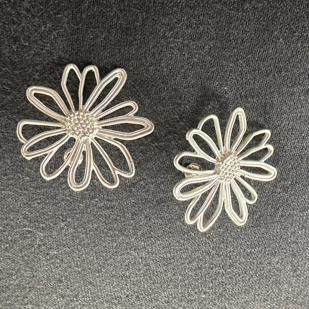 Matte Silver Flower Earrings